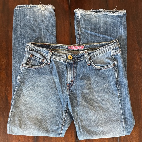 Levi's Denim - Levi's 518 Light Blue Ankle Jeans 13